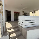 Apartment Makenzy Mermaid 2 Bedroom