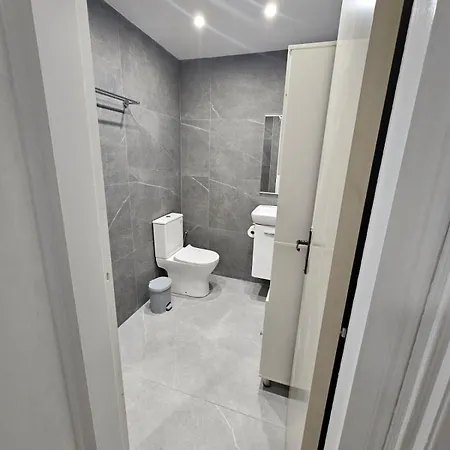 Makenzy Mermaid 2 Bedroom *