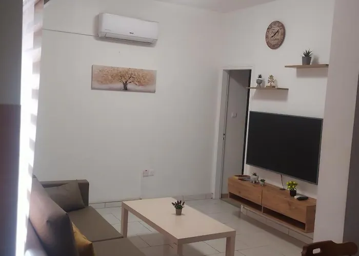 Makenzy Mermaid 2 Bedroom Lárnaca