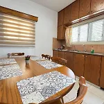 Lejlighed Makenzy Mermaid 2 Bedroom